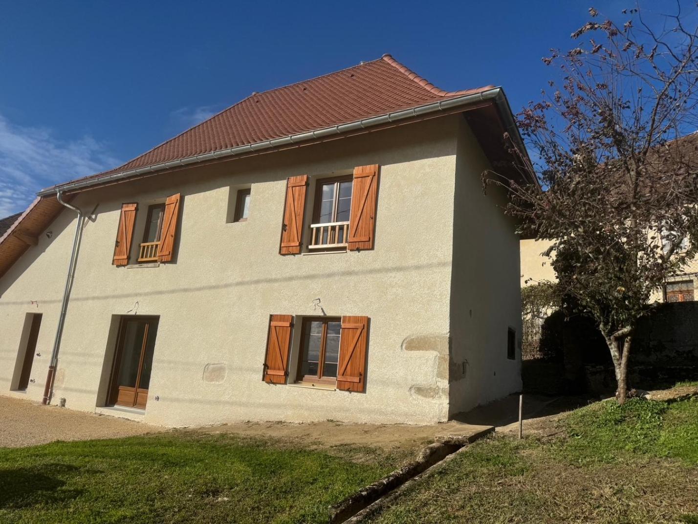 Maison Leonora Saint-Genix-sur-Guiers Exteriör bild